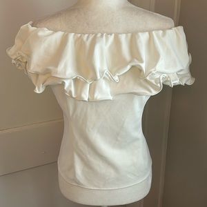 NWT GRACIA White Ruffled Top Sz. Large